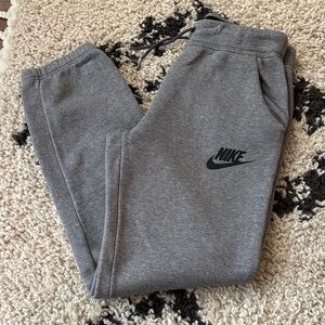 Women’s Nike sweatpants